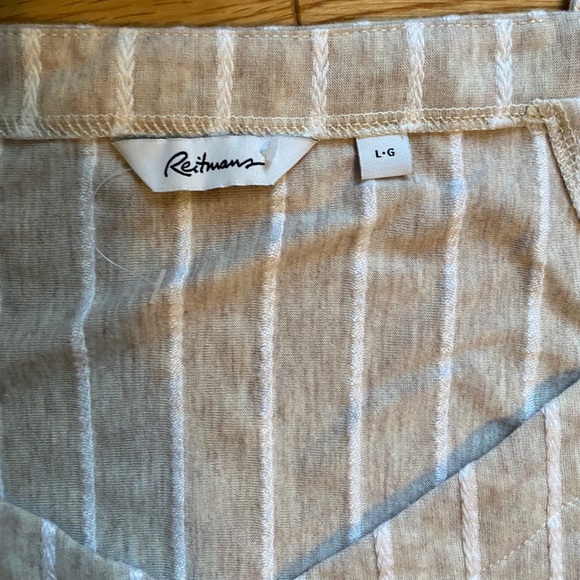 2/$20 💫 Reitmans Striped Tank top with buttons - Picture 2 of 2